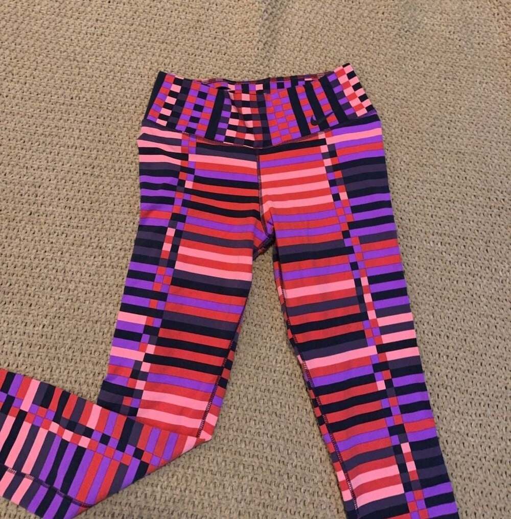 Nike Dri-FIT Geometric Print Leggings Size M